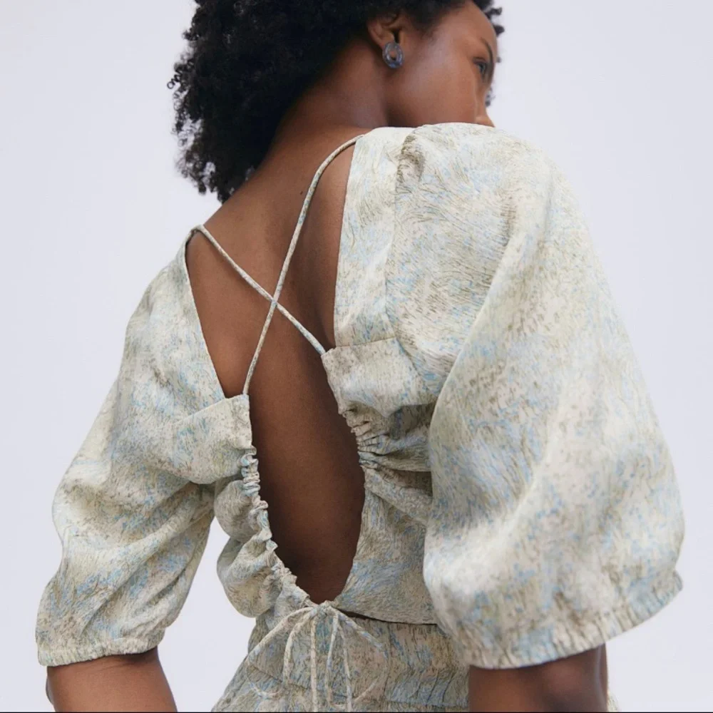 H&M Backless top - Picture 2 of 2